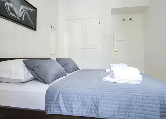 Apartment Beach Makarska 아파트 *