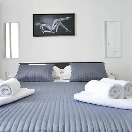 Apartment Beach Makarska דירה מאקרסקה
