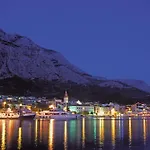 Apartment Beach Makarska * Makarska